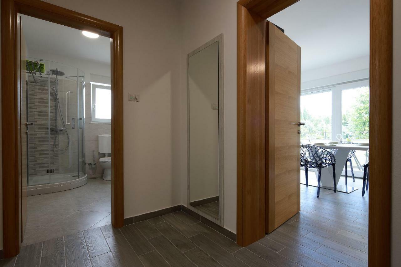 Apartmani Judita Pinezici  Ngoại thất bức ảnh