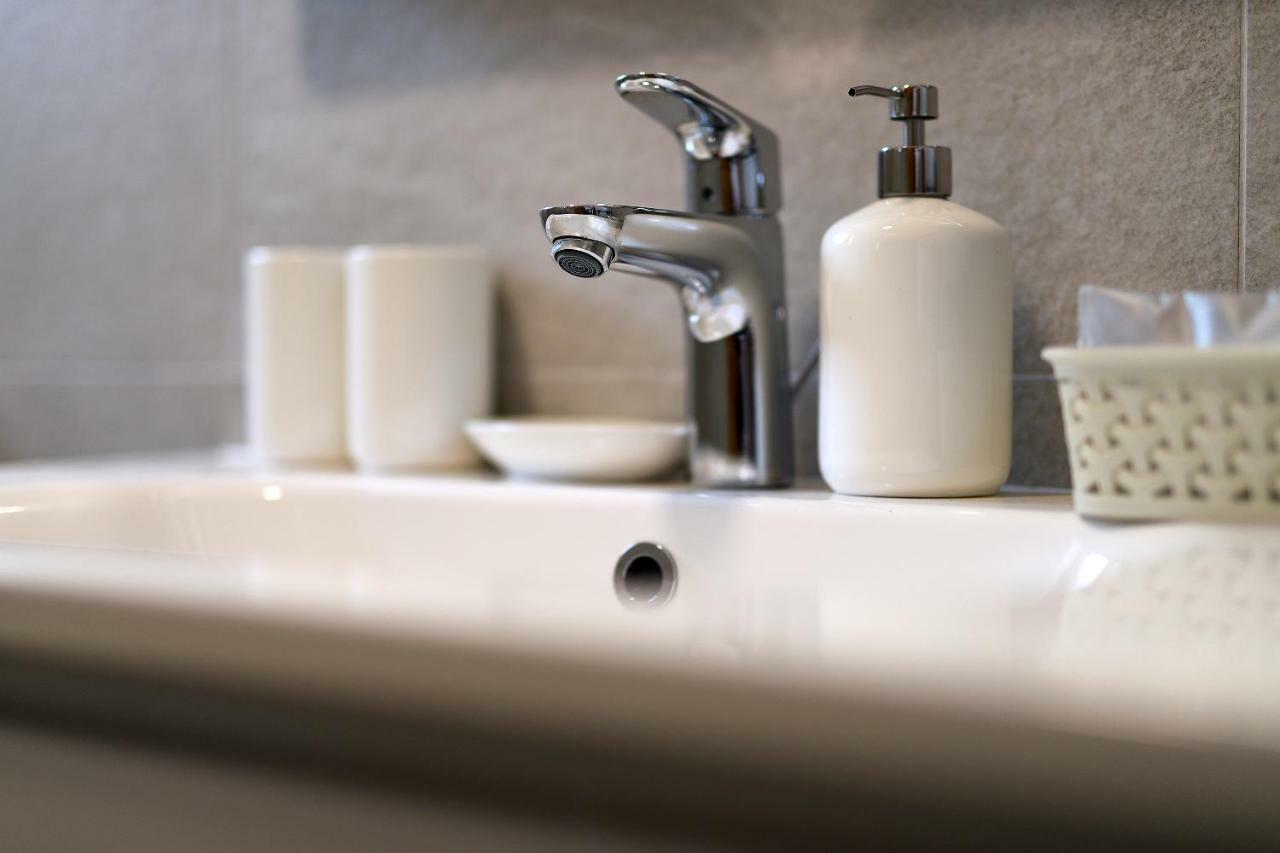 Apartmani Judita Pinezici  Ngoại thất bức ảnh