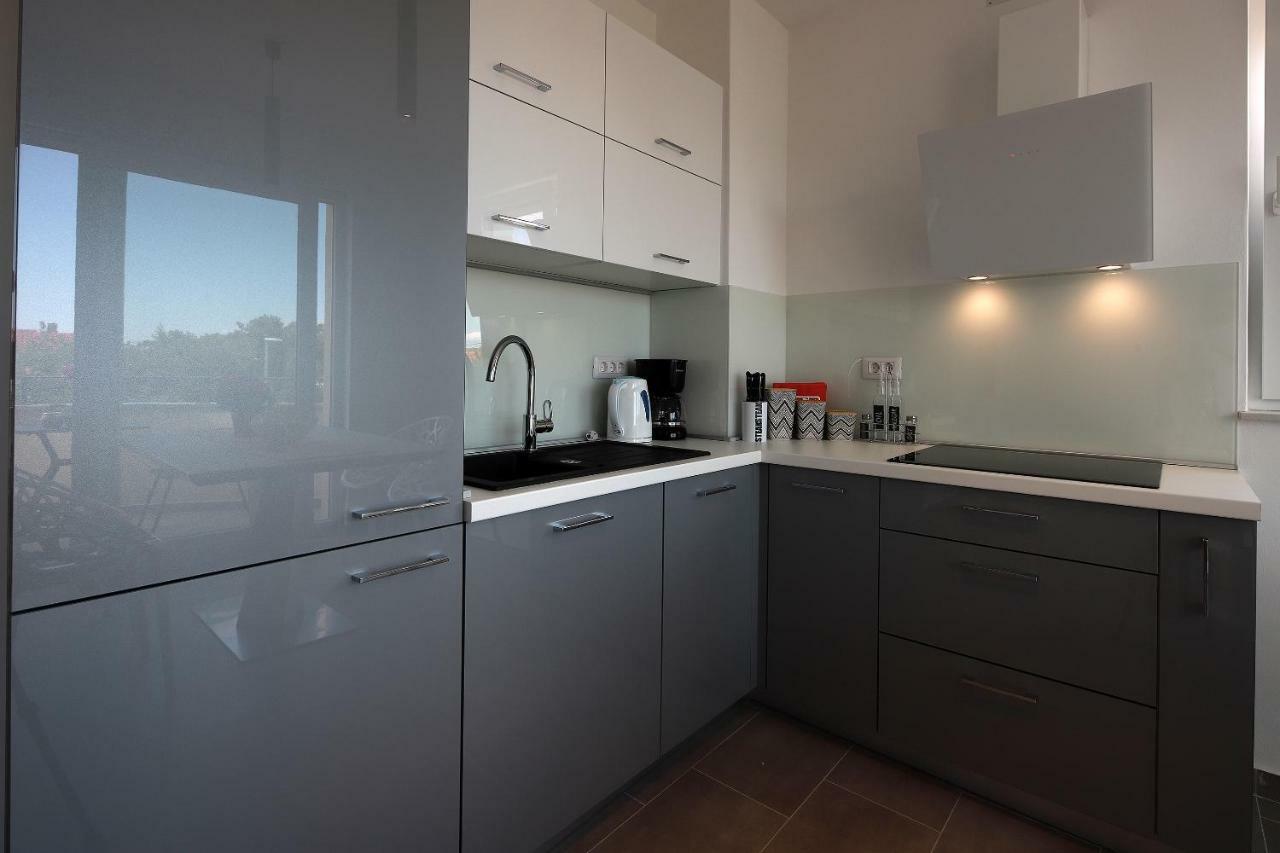 Apartmani Judita Pinezici  Ngoại thất bức ảnh