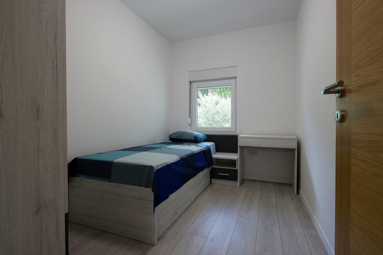 Apartmani Judita Pinezici  Ngoại thất bức ảnh
